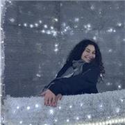 Studentessa diplomata che frequenta università, aiuto con i compiti in generale dalla 3 media in giù. Italiano e chimica (liceali)